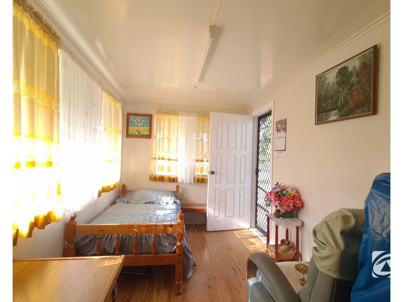 77 PARK STREET, Chinchilla QLD 4413