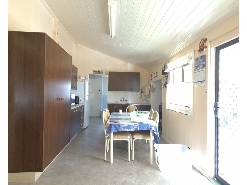 77 PARK STREET, Chinchilla QLD 4413