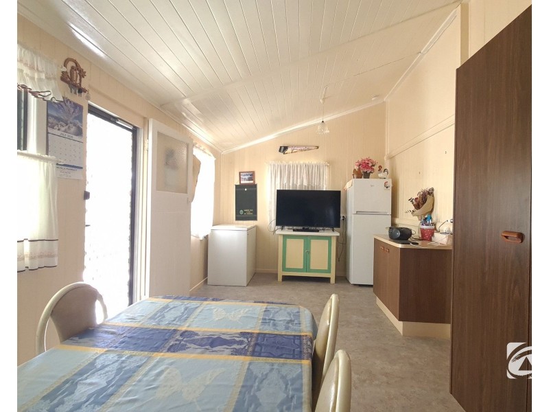 77 PARK STREET, Chinchilla QLD 4413