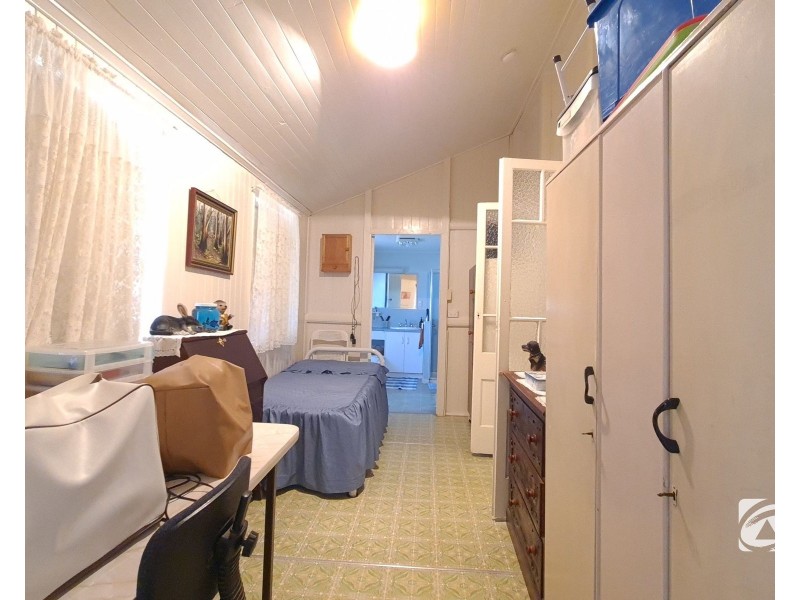 77 PARK STREET, Chinchilla QLD 4413