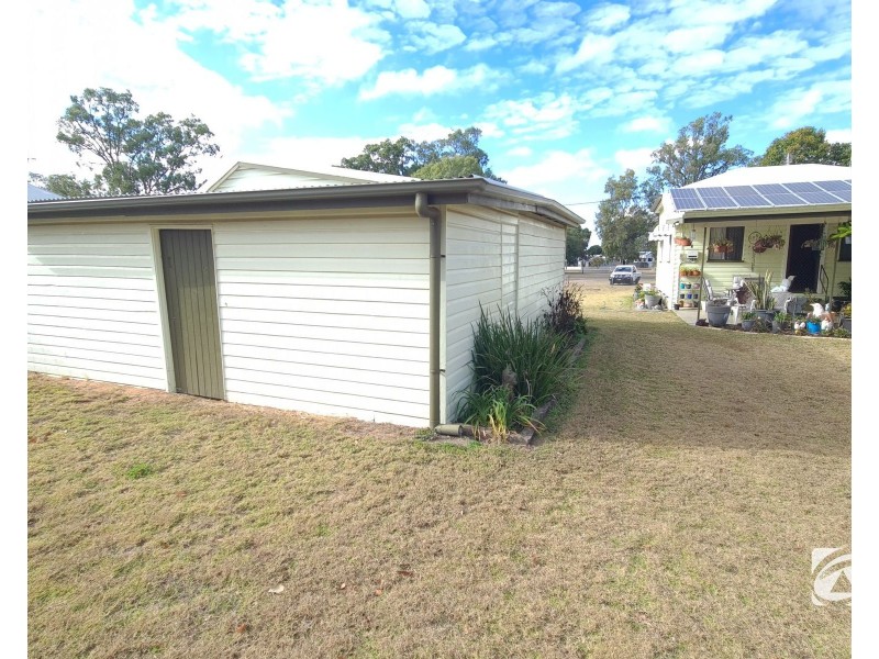 77 PARK STREET, Chinchilla QLD 4413