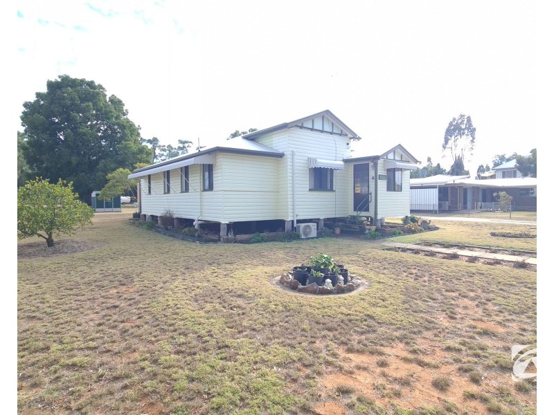 77 PARK STREET, Chinchilla QLD 4413