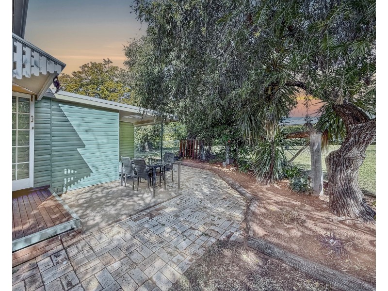 50 Bell Street, Chinchilla QLD 4413