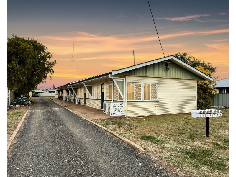 12 Constance Street, Miles QLD 4415