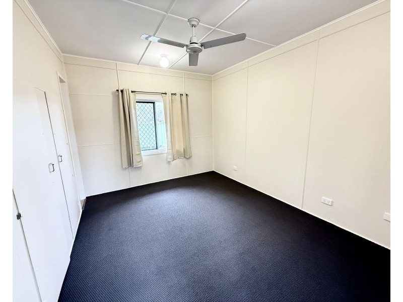 12 Constance Street, Miles QLD 4415