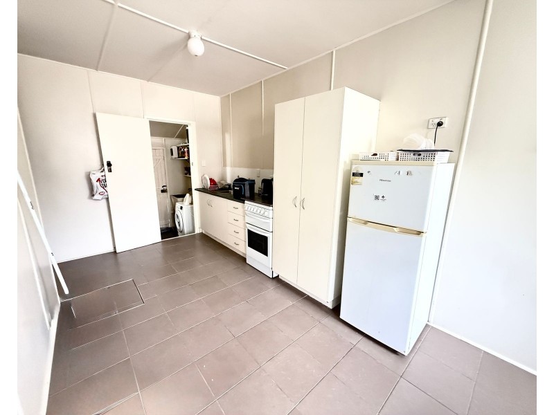 12 Constance Street, Miles QLD 4415