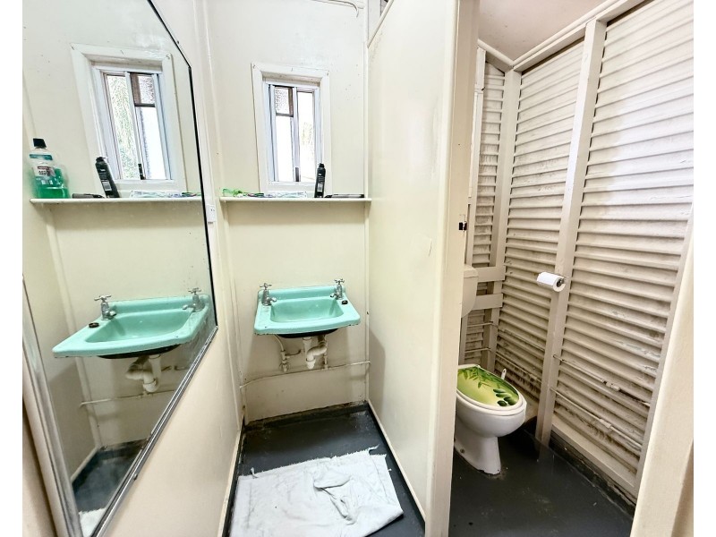 12 Constance Street, Miles QLD 4415