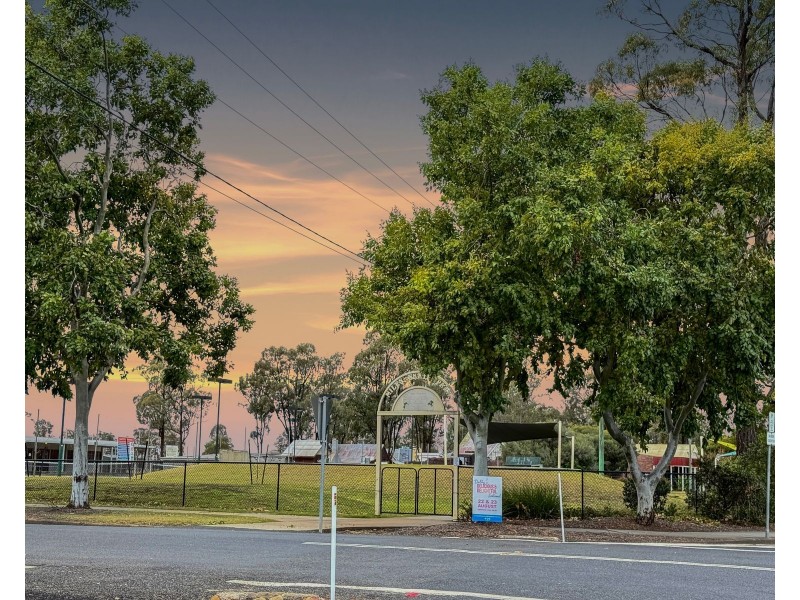 12 Constance Street, Miles QLD 4415