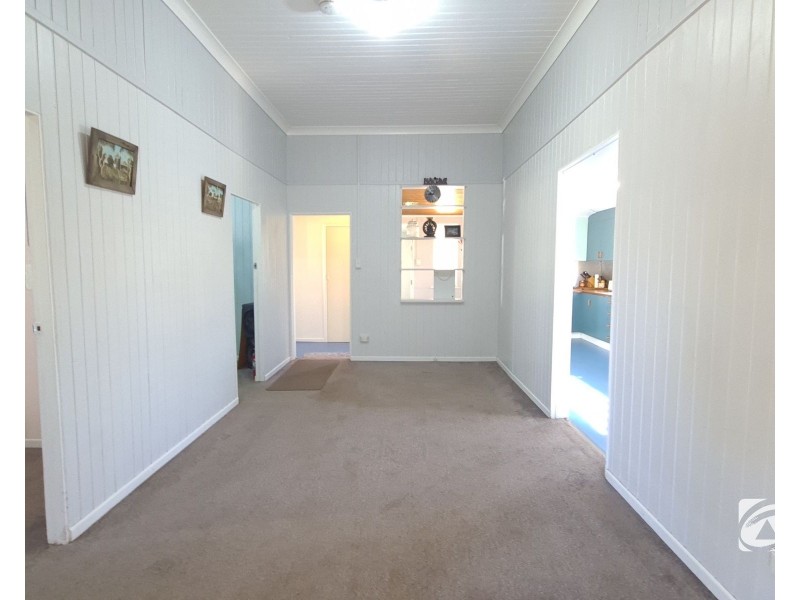 20 MCNULTY STREET, Miles QLD 4415