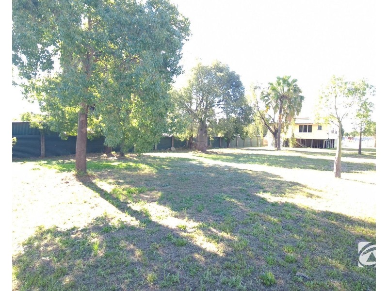 20 MCNULTY STREET, Miles QLD 4415