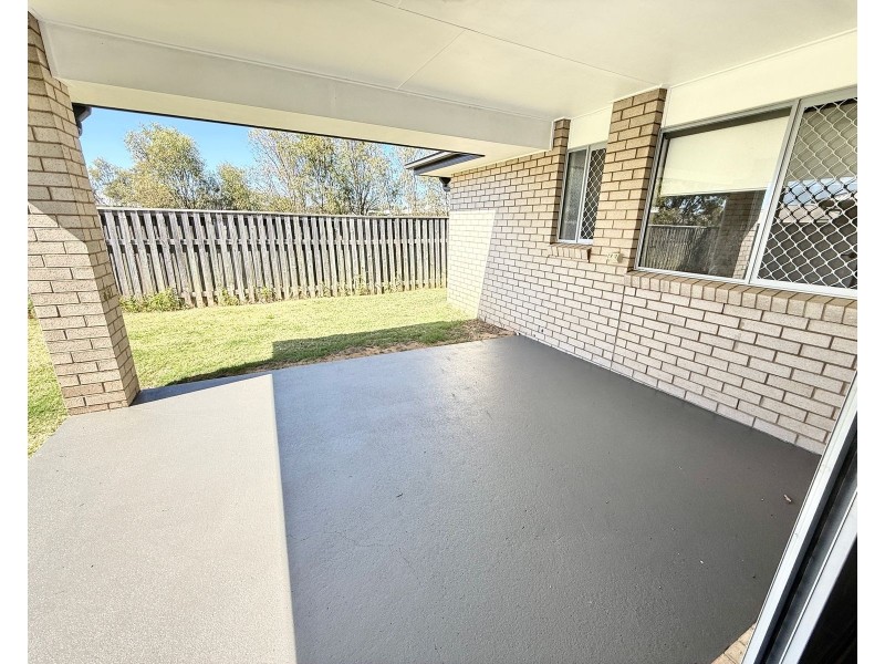 21 Freeman Close, Chinchilla QLD 4413