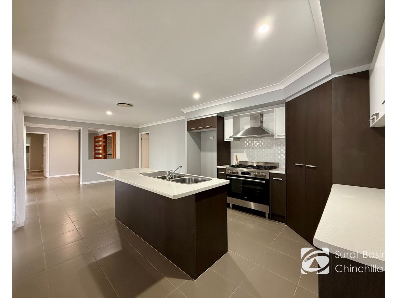 21 VOWLES STREET, Miles QLD 4415