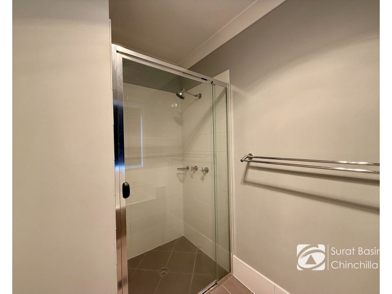 21 VOWLES STREET, Miles QLD 4415