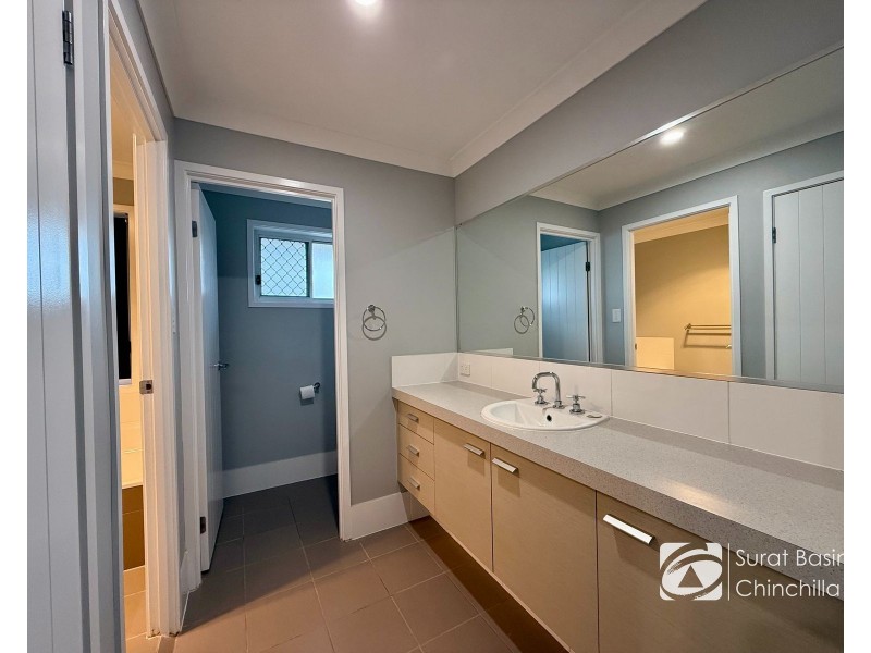 21 VOWLES STREET, Miles QLD 4415