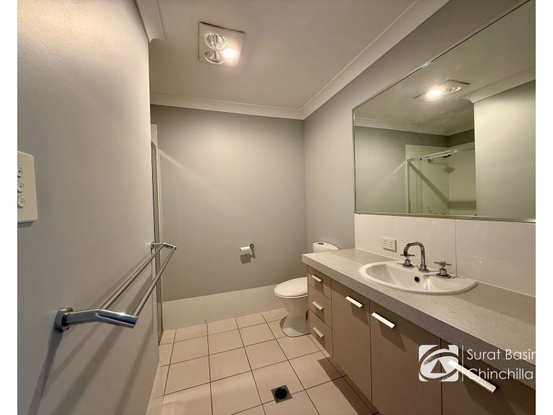 21 VOWLES STREET, Miles QLD 4415