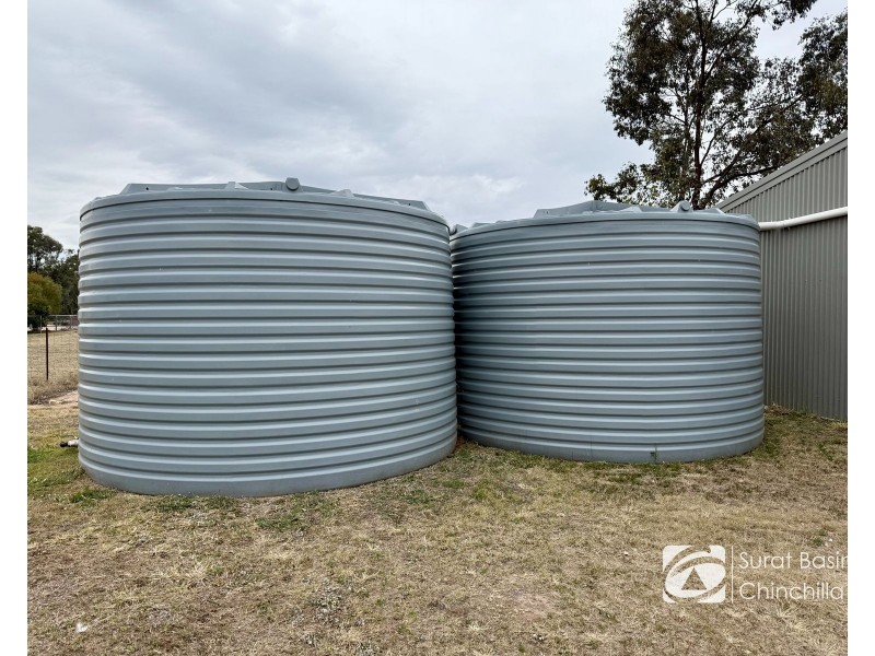 21 VOWLES STREET, Miles QLD 4415