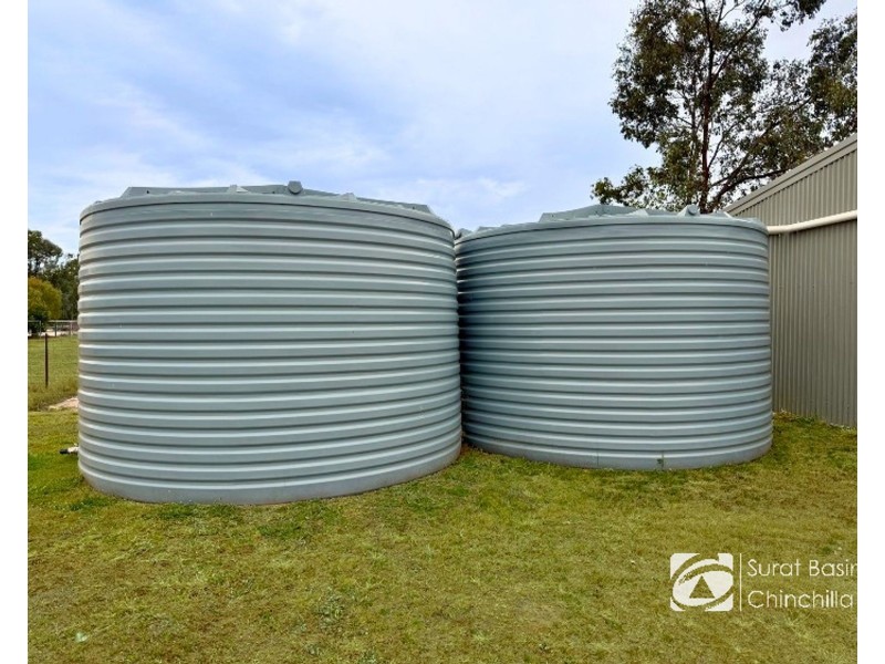 21 VOWLES STREET, Miles QLD 4415