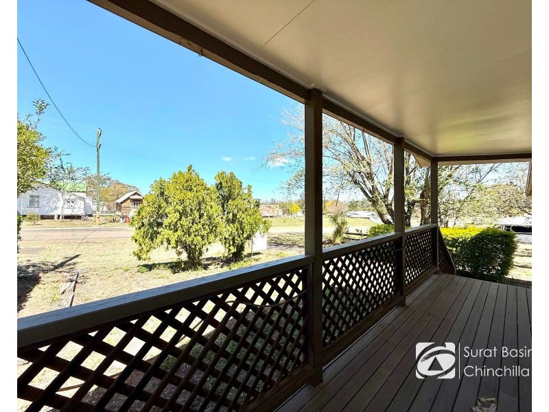 17 Kinnoul Street, Taroom QLD 4420