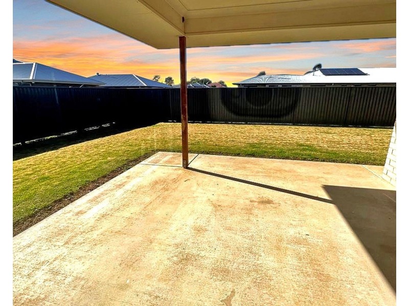 65 Frame Street, Chinchilla QLD 4413