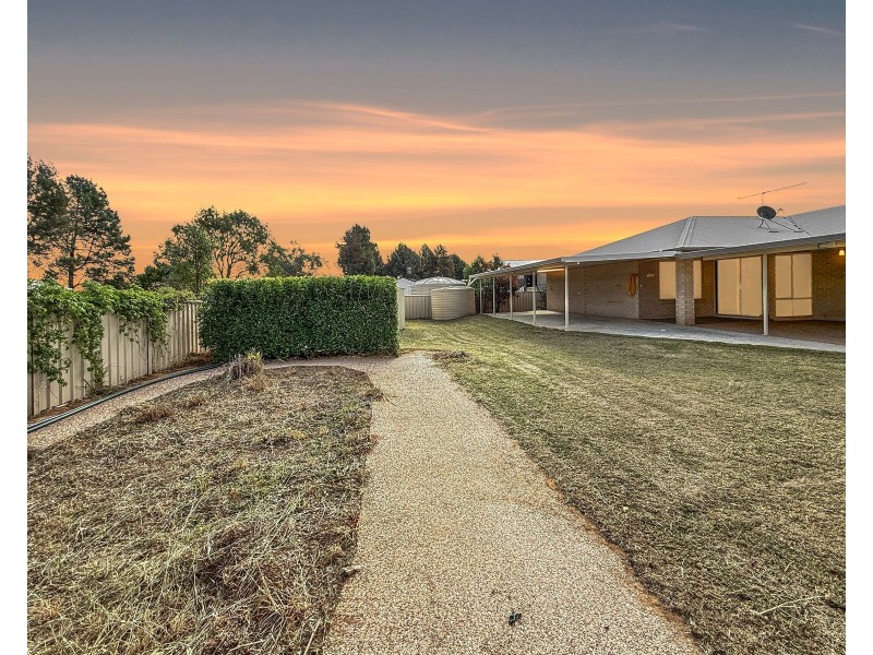 8 Davidson Court, Chinchilla QLD 4413