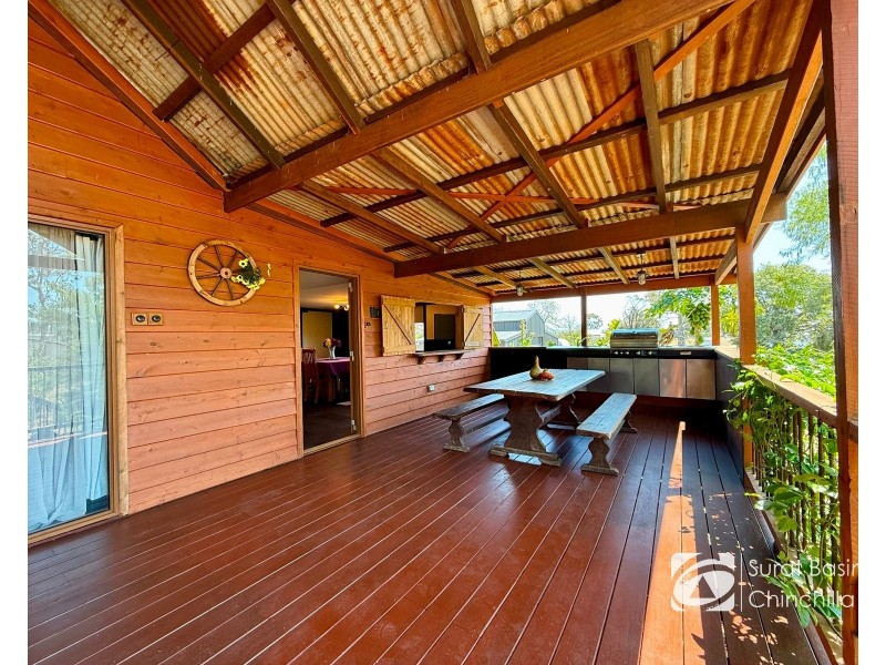 7 Ford Street, Taroom QLD 4420