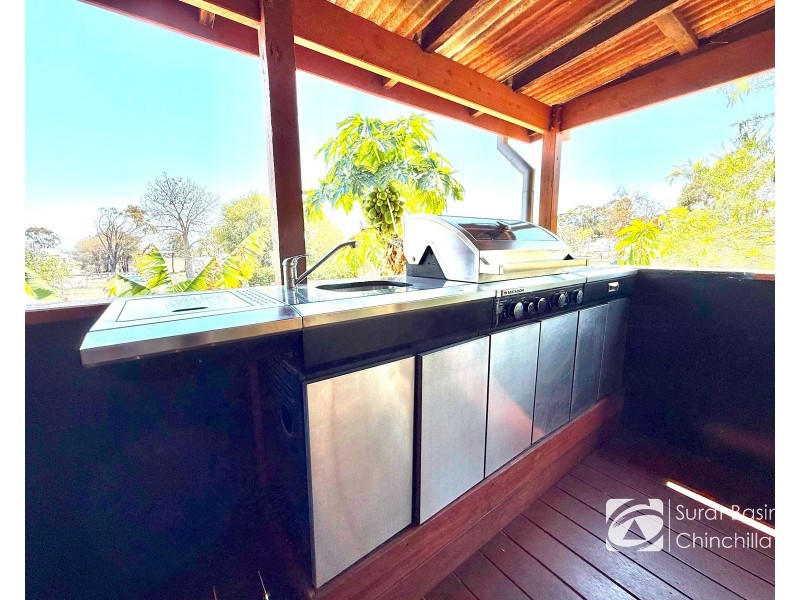 7 Ford Street, Taroom QLD 4420