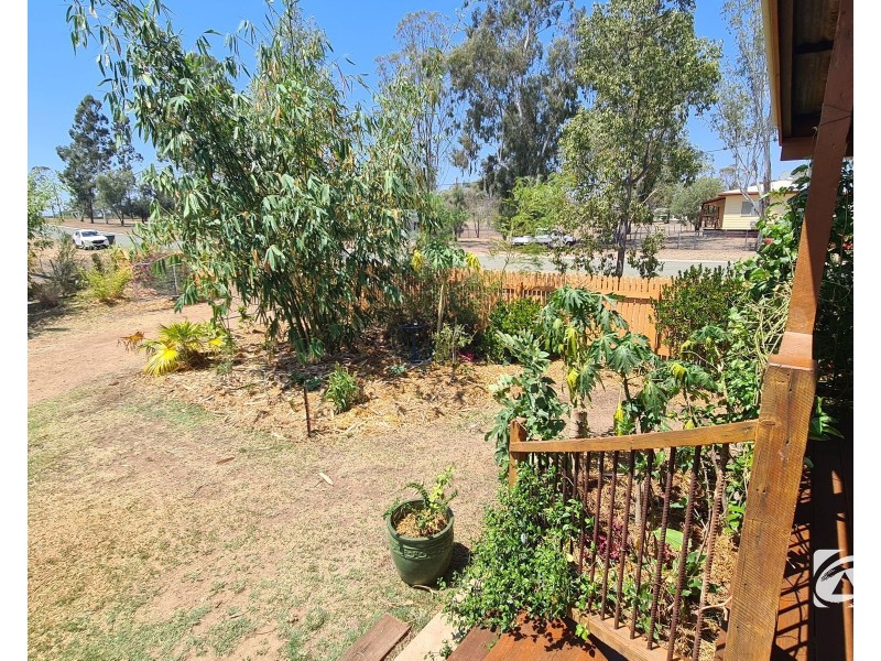 7 Ford Street, Taroom QLD 4420