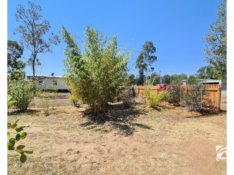 7 Ford Street, Taroom QLD 4420