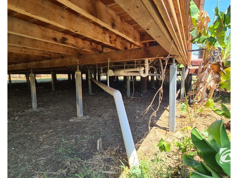 7 Ford Street, Taroom QLD 4420