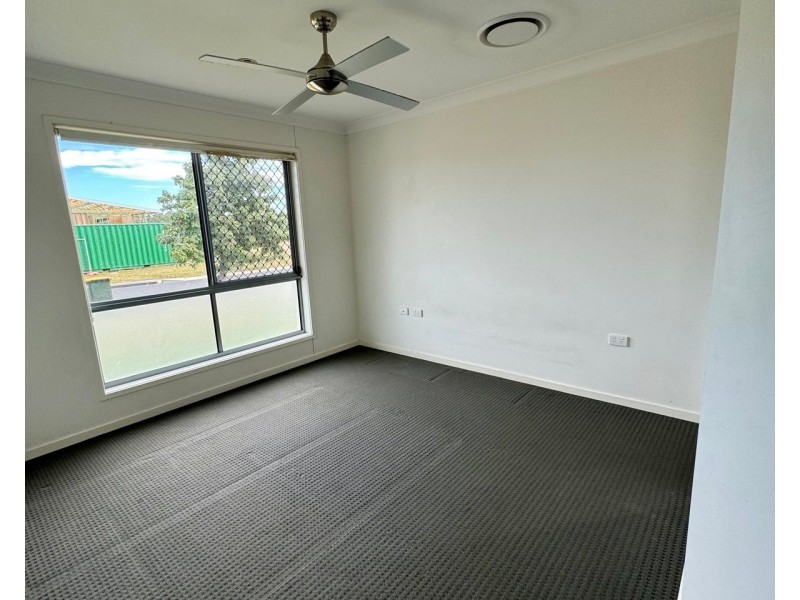 38 BRIDGEMAN PARADE, Chinchilla QLD 4413