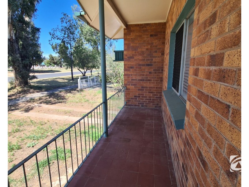 84 Boyd Street, Chinchilla QLD 4413