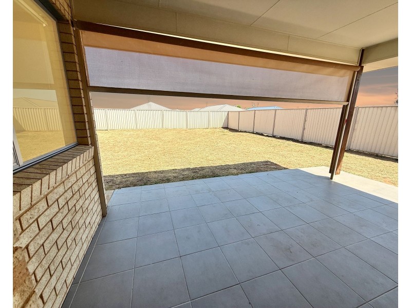 30 Gleeson Street, Chinchilla QLD 4413