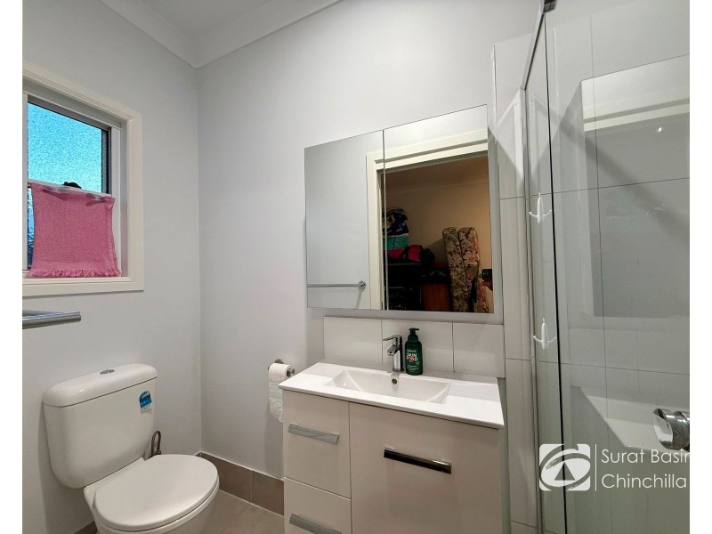 23 Sara Street, Meandarra QLD 4422