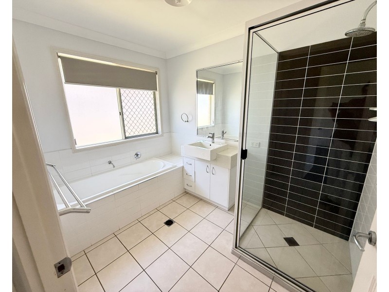 10 Pilkington Street, Chinchilla QLD 4413