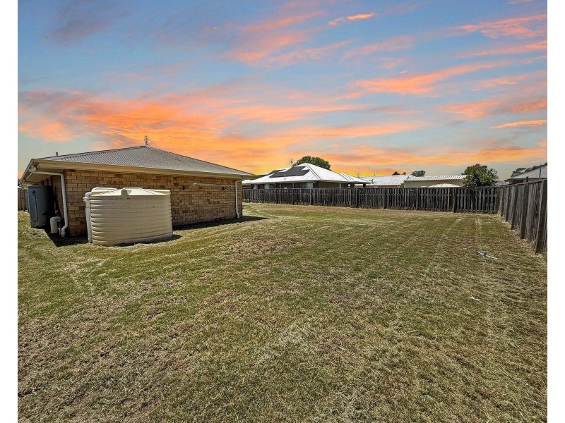 10 Pilkington Street, Chinchilla QLD 4413