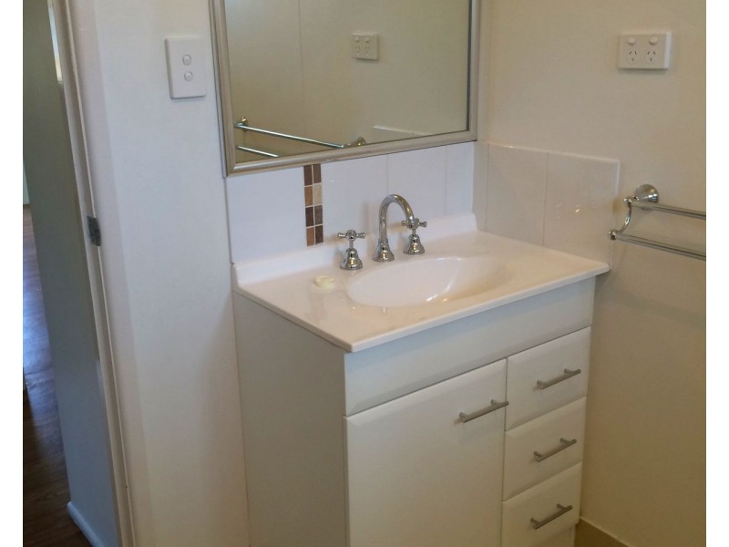 3/13-15 Mann Street, Chinchilla QLD 4413