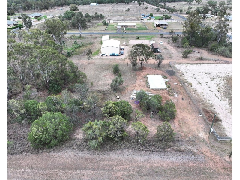 33 Wilson Street, Condamine QLD 4416