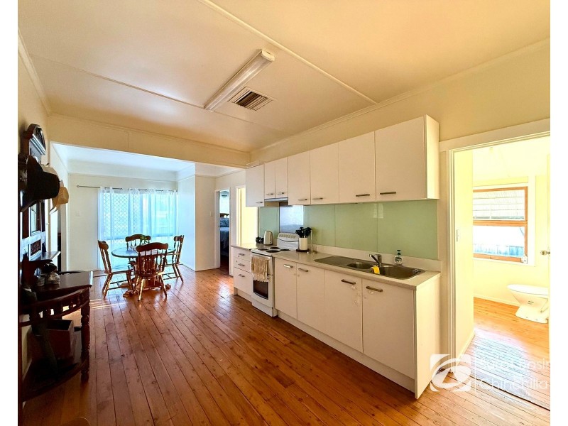 5 ELEANOR STREET, Miles QLD 4415