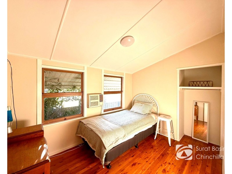 5 ELEANOR STREET, Miles QLD 4415