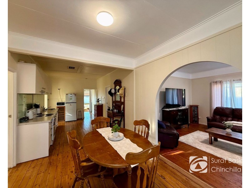 5 ELEANOR STREET, Miles QLD 4415