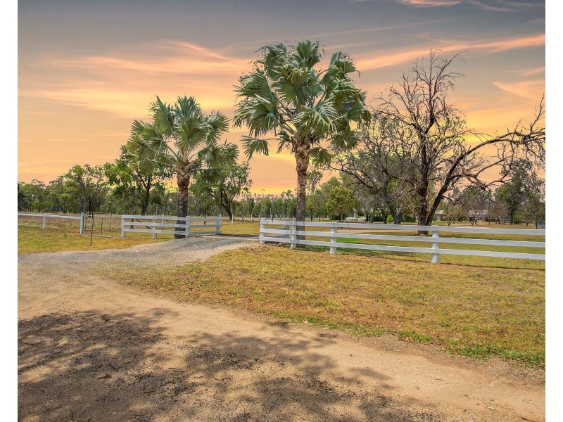 35 McCaffery Road, Chinchilla QLD 4413