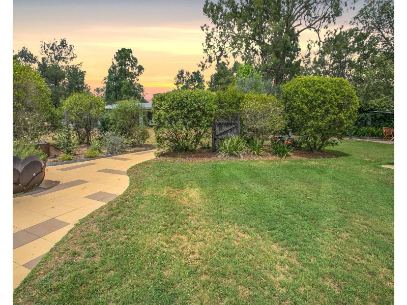 35 McCaffery Road, Chinchilla QLD 4413