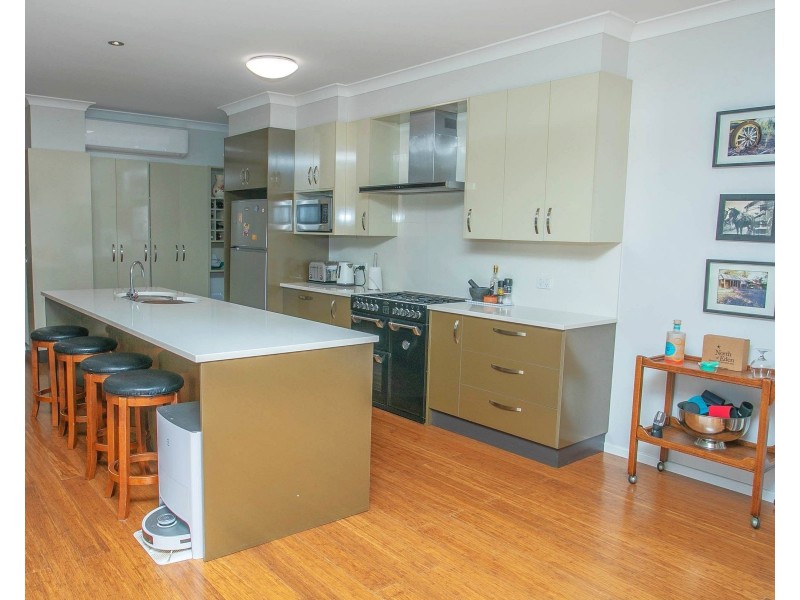 35 McCaffery Road, Chinchilla QLD 4413