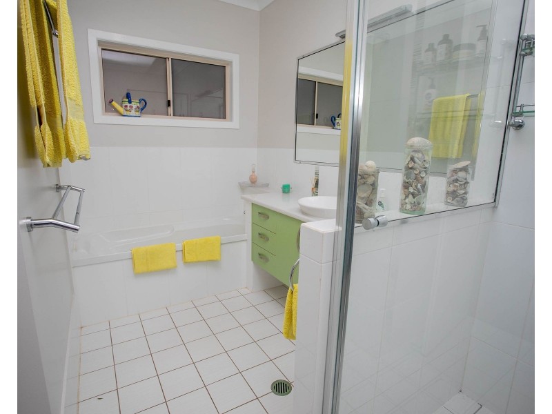 35 McCaffery Road, Chinchilla QLD 4413