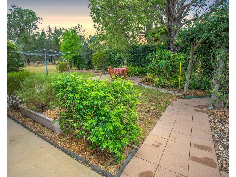 35 McCaffery Road, Chinchilla QLD 4413