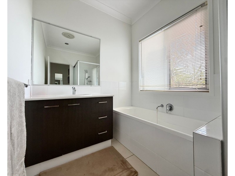 2 Bridgeman Parade, Chinchilla QLD 4413