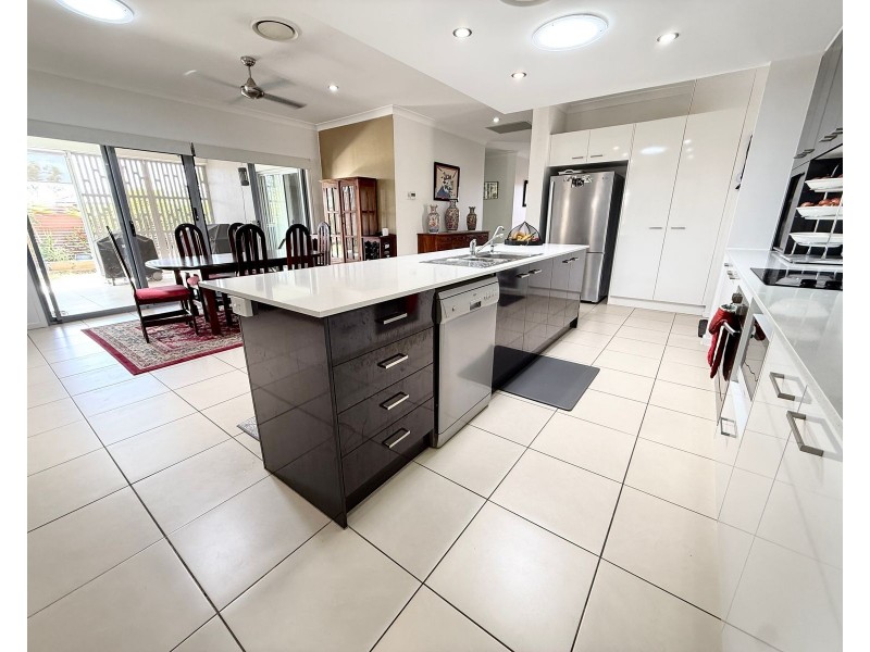2 Bridgeman Parade, Chinchilla QLD 4413
