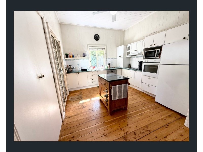 50 BELL STREET, Chinchilla QLD 4413