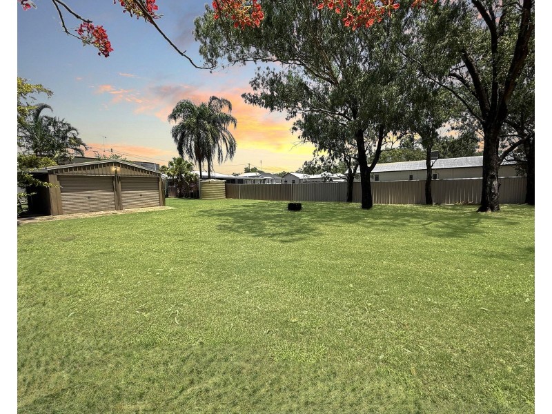 15 Bell Street, Chinchilla QLD 4413