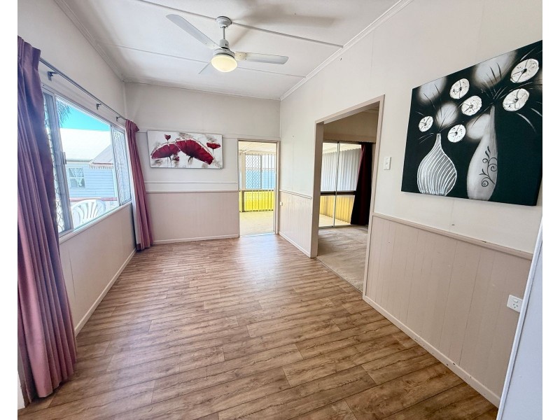 15 Bell Street, Chinchilla QLD 4413
